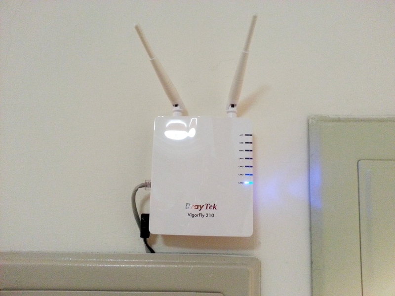 透天厝 wifi 訊號加強(2015.10.31)